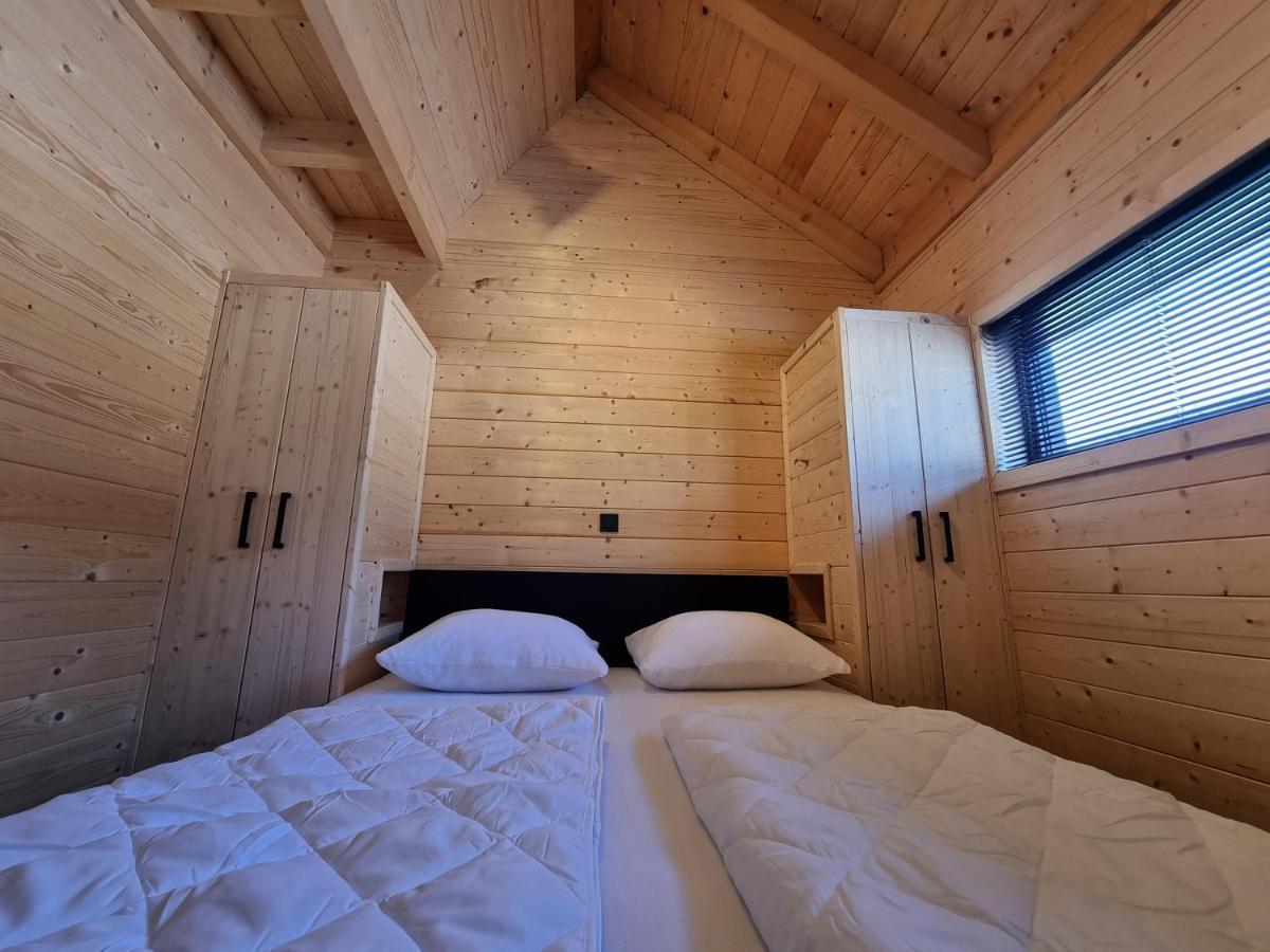 Chalet Met Sauna En Airconditioning Sint Annaland Ngoại thất bức ảnh